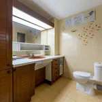 Rent a room of 120 m² in valencia