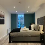 Rent 4 bedroom flat of 69 m² in Liverpool