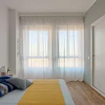 Rent a room in milan