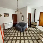 3-room flat good condition, mezzanine, Villaggio Pineta, Langhirano