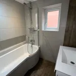 Rent 3 bedroom flat in West Midlands