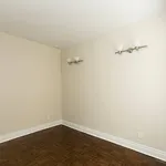 Appartement de 1399 m² avec 6 chambre(s) en location à Montreal