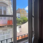 Rent 3 bedroom apartment in Lisbon