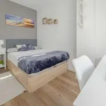 Rent a room of 130 m² in madrid