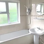 Rent 3 bedroom house in Mid Sussex