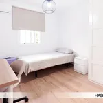 Rent 3 bedroom apartment in Seville