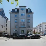 Rent a room of 120 m² in Frankfurt am Main