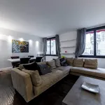 Appartement de 74 m² avec 1 chambre(s) en location à Paris