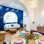 Rent 2 bedroom apartment of 80 m² in Naples