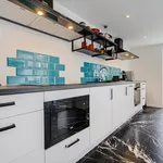 Rent 10 bedroom apartment of 300 m² in Ixelles - Elsene