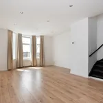 Huur 4 slaapkamer appartement van 95 m² in Hillesluis