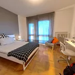 Rent 7 bedroom apartment in Padua