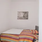 Rent a room in lisbon