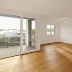 Miete 3 Schlafzimmer wohnung von 82 m² in Frankfurt