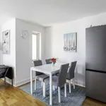 Rent 2 bedroom apartment of 678 m² in London