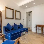 Rent 4 bedroom apartment of 57 m² in Milan