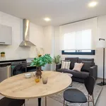 Rent 1 bedroom apartment of 34 m² in valencia