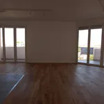 Appartement de 90 m² avec 4 chambre(s) en location à Villeurbanne