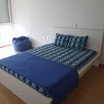 Rent 3 bedroom apartment in Lisbon