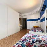 Rent a room in milan