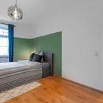 Miete 4 Schlafzimmer wohnung in Munich