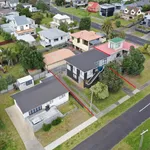 Rent 4 bedroom house in Whangamata