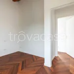 Affitto 4 camera casa di 205 m² in Milano