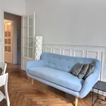 Appartement de 540 m² avec 2 chambre(s) en location à Paris