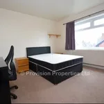 Rent 2 bedroom house in Leeds