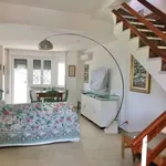 Rent 4 bedroom house of 120 m² in Roma