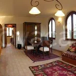 Rent 6 bedroom apartment of 180 m² in Assisi