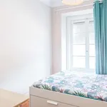 Rent a room in lisbon