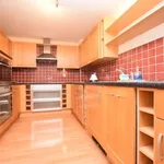 Rent 3 bedroom apartment in Yorkshire And The Humber