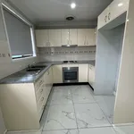 Rent 3 bedroom house in Dean Park