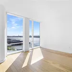 Rent 1 bedroom apartment of 98 m² in Manhattan