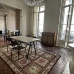 Appartement de 183 m² avec 7 chambre(s) en location à Aubagne