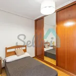 Alquilo 2 dormitorio apartamento de 77 m² en Oviedo