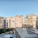 Rent 3 bedroom apartment of 104 m² in Barcelona