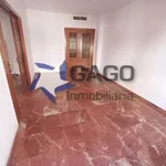 Rent 3 bedroom apartment of 120 m² in Córdoba