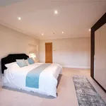 Rent 6 bedroom house in West Midlands