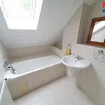 Pronajměte si 3 ložnic/e byt o rozloze 114 m² v Veselice