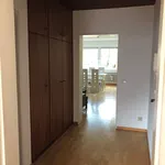 Rent 1 bedroom apartment of 60 m² in Dusseldorf