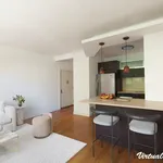 Rent 2 bedroom apartment of 83 m² in New York City