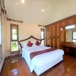 Rent 4 bedroom house of 490 m² in Bang Lamung