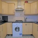 Rent 3 bedroom apartment in London