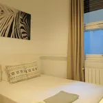 Rent a room in Madrid