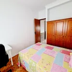 Rent 3 bedroom apartment in Lisbon