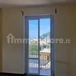 Affitto 5 camera appartamento di 110 m² in Genoa