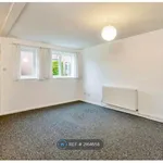 Rent 4 bedroom house in Chichester