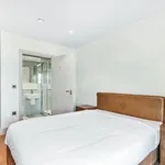 Rent 2 bedroom flat of 66 m² in London